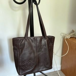 Vintage Chanel tote bag